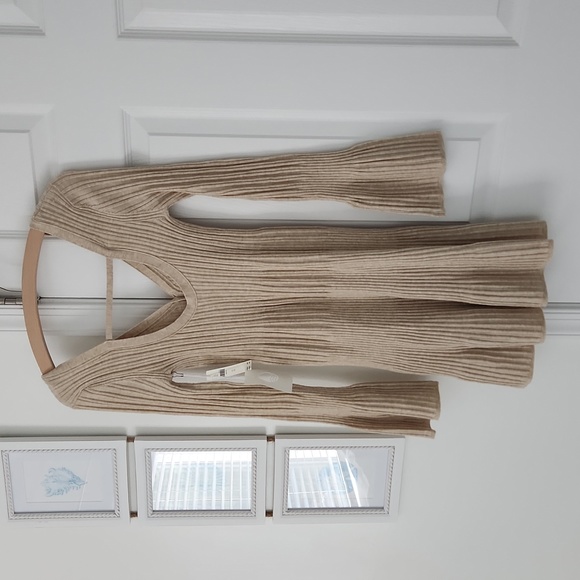 Anthropologie - Daily Practice Bell-Sleeve Sweater Mini Dress, Size XS, NWT - Picture 5 of 10